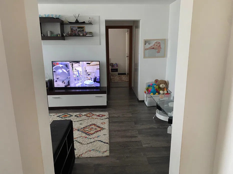 Apartament 2 camere,DRISTOR, aproape de metrou 