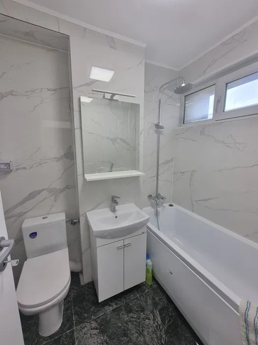 Apartament 2 camere,TITAN, mall Park Lake, etaj 7/10, metrou