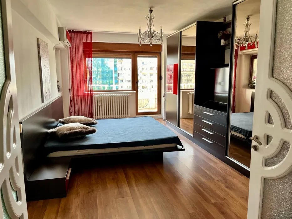 Apartament 2 camere,Bd. Unirii, etaj 5/8, mobilat si utilat