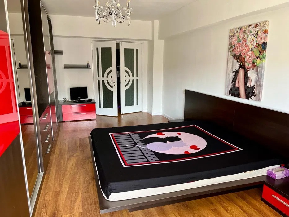 Apartament 2 camere,Bd. Unirii, etaj 5/8, mobilat si utilat