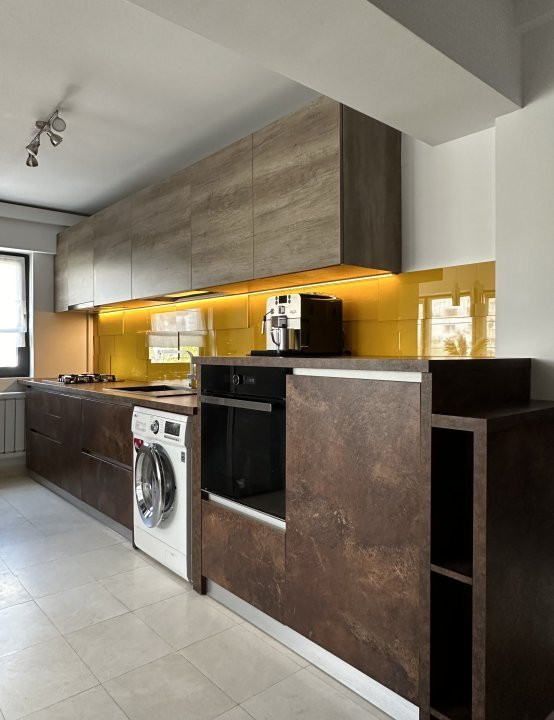 Apartament 2 camere,UNIRII-BD.Mircea Voda, centrala proprie, an 2016, etaj 3/8