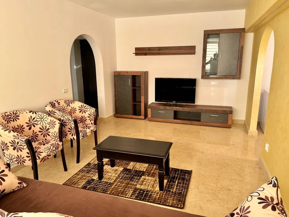 Apartament 2 camere,P-TA MUNCII, etaj 5/10, renovat si utilat, mobilat