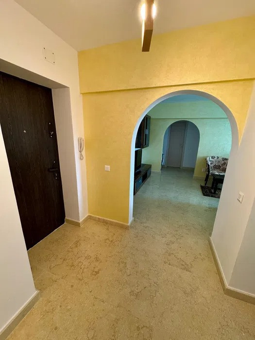 Apartament 2 camere,P-TA MUNCII, etaj 5/10, renovat si utilat, mobilat