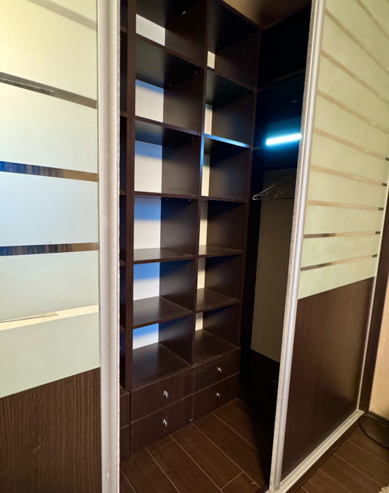 Apartament 2 camere,MALL VITAN, etaj 3/7, an constructie 2009 , 78 mp