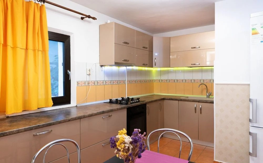 Apartament 2 camere spatios, MALL VITAN, bloc reabilitat termic,etaj 1/4, 64 mp