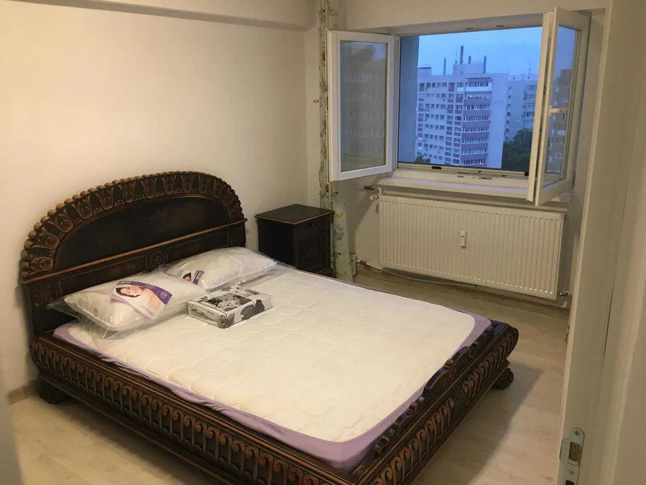 Apartament 2 camere,DRISTOR, decomandat, etaj 10/11 