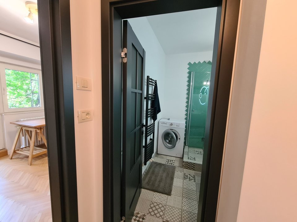 Apartament 3 camere,MATEI BASARAB, etaj 2/4, loc parcare, complet renovat