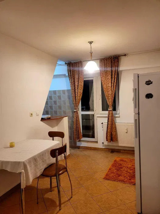 Apartament 3 camere,MUNCII, metrou aproape, 3 balcoane