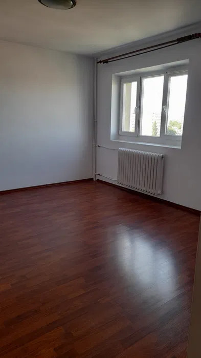 Apartament 2 camere,TITAN, etaj 9/10 , decomandat