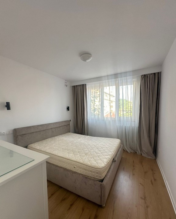 Apartament 2 camere,LUJERULUI, etaj 2/4, renovat