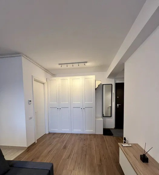 Apartament 2 camere,Grozavesti, Premium Regie, etaj 4/8, centrala proprie