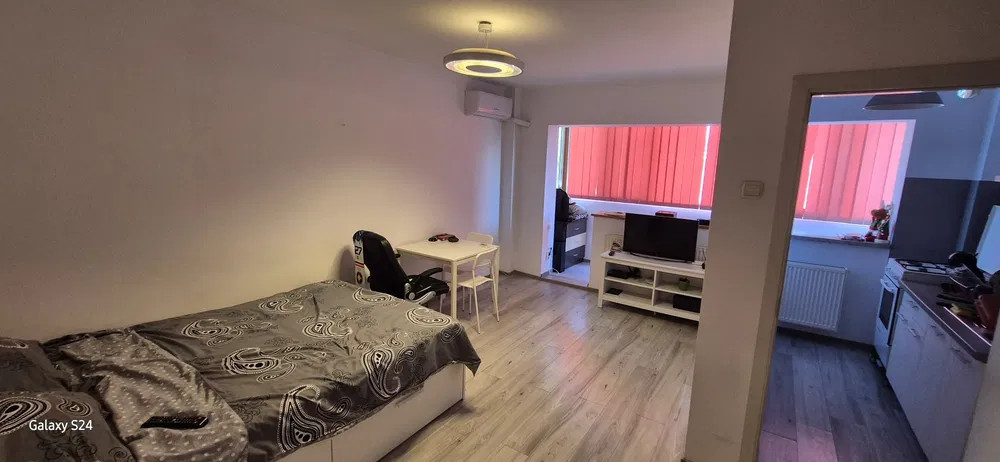 Garsoniera, BABA NOVAC, mobilata,decomandata, etaj 5/10, bloc reabilitat