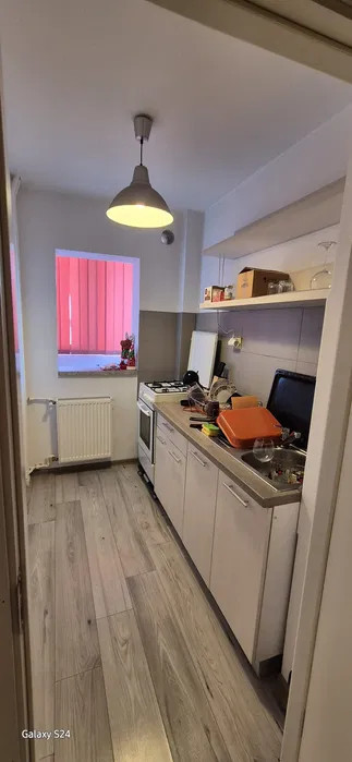 Garsoniera, BABA NOVAC, mobilata,decomandata, etaj 5/10, bloc reabilitat