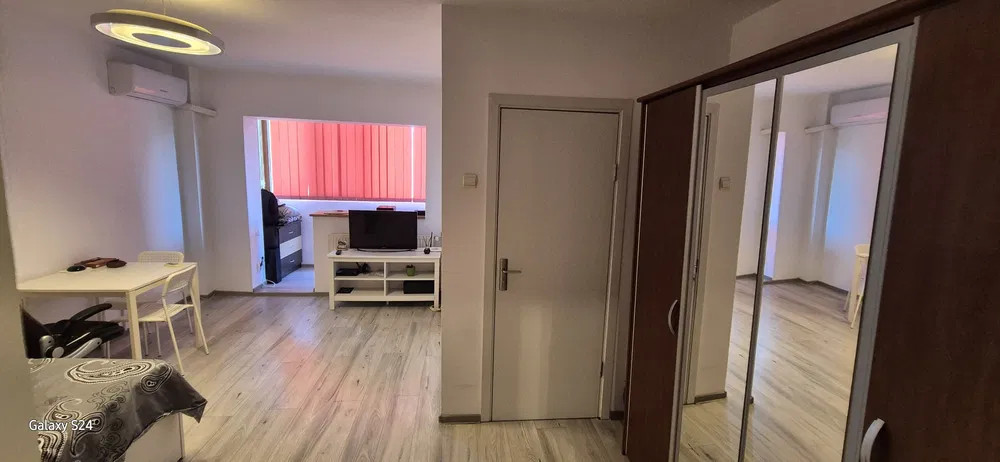 Garsoniera, BABA NOVAC, mobilata,decomandata, etaj 5/10, bloc reabilitat