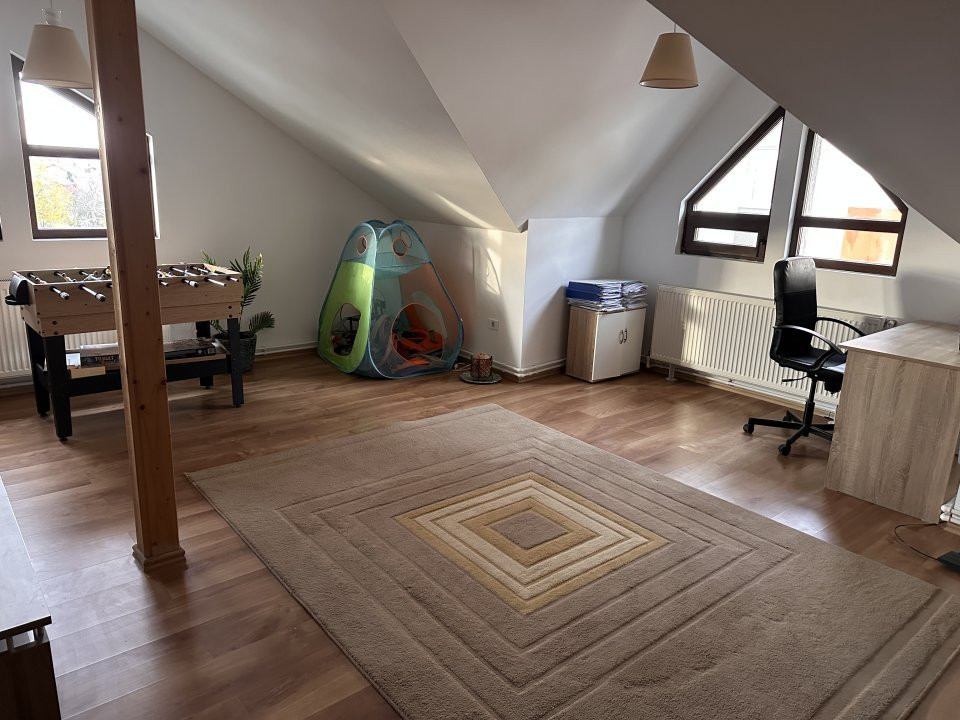 Vila deosebita cu 5 camere,POPESTI LEORDENI, 2 locuri de parcare, an 2015