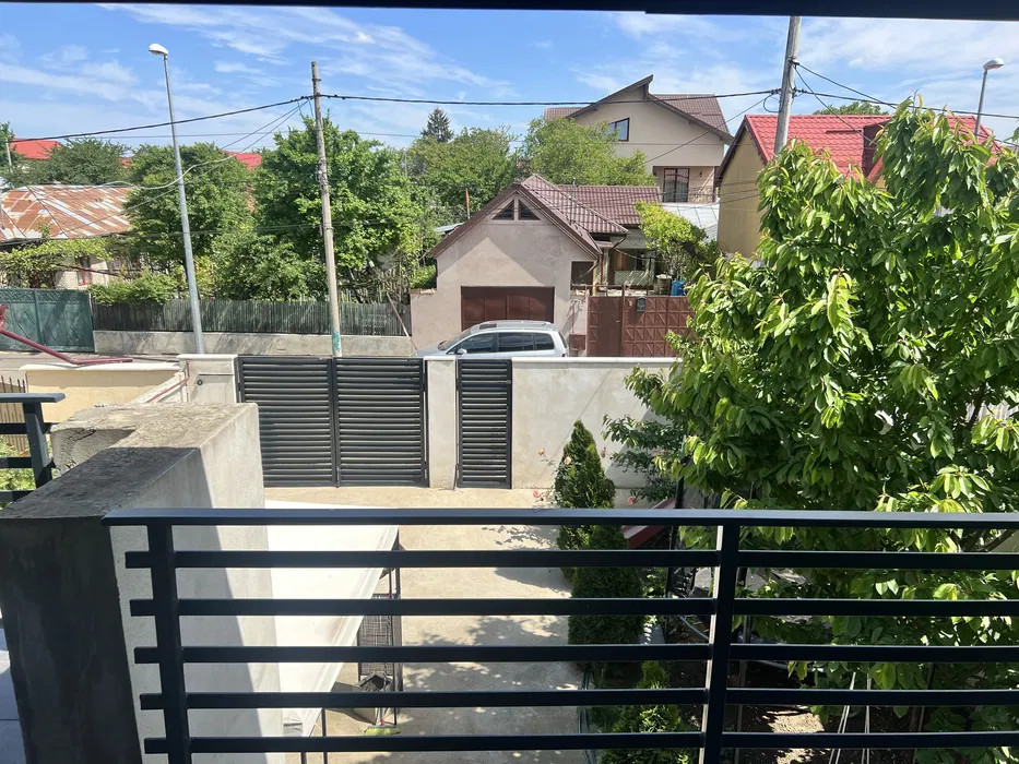 Vila cu 4 camere,VOLUNTARI, teren 230 mp