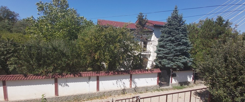 VILA, 4 camere,BANEASA, 250 mp, 3 locuri de parcare