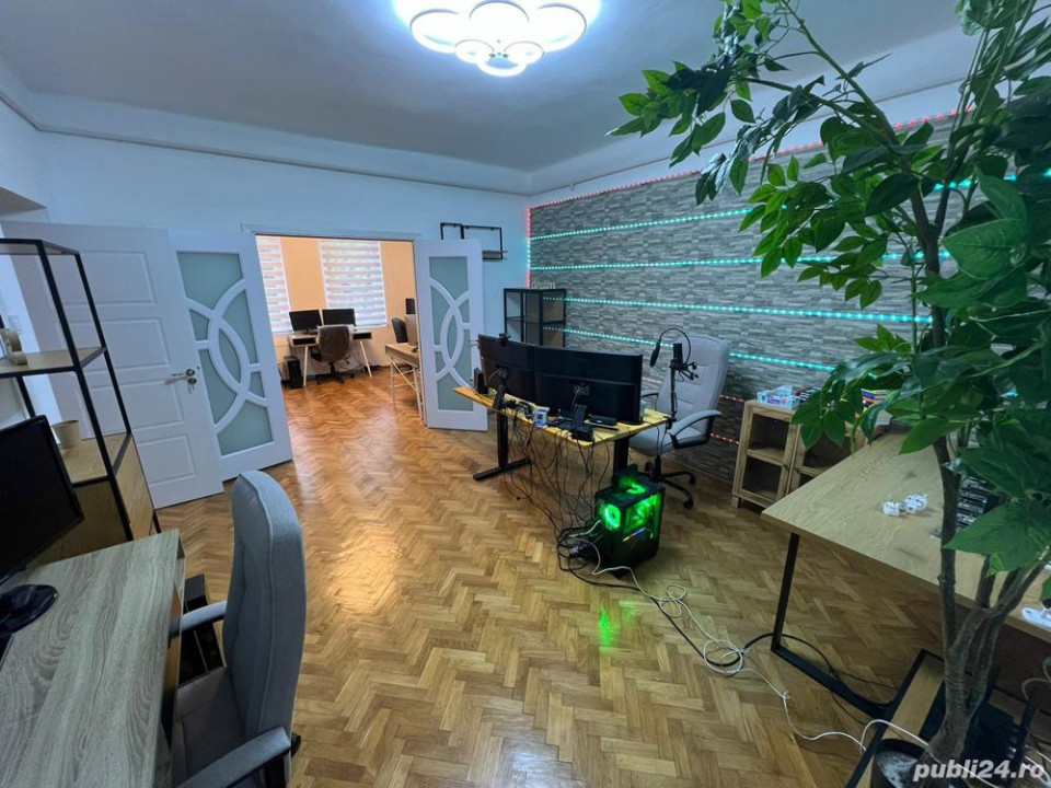 Vila, PIATA VICTORIEI, 2 minute de metrou 