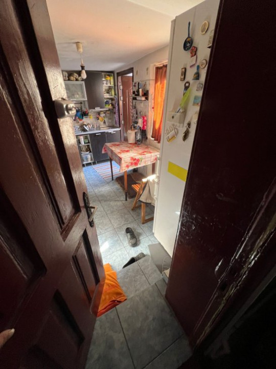 Casa cu 3 camere,PARCUL CAROL, centrala termica,dotata cu toate utilitatile