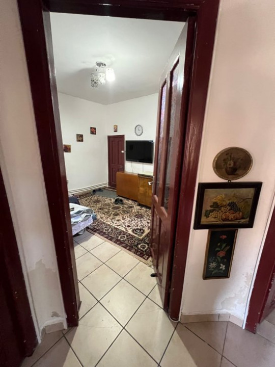 Casa cu 3 camere,PARCUL CAROL, centrala termica,dotata cu toate utilitatile