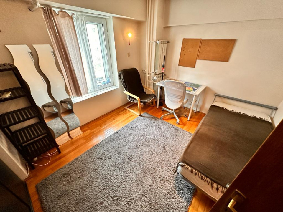 Apartament 3 camere,CALEA CALARASILOR, an constructie 1999, 2 balcoane