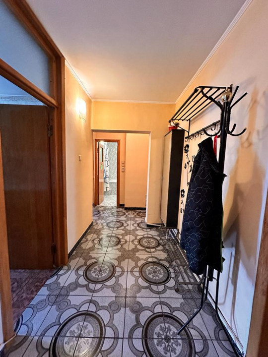 Apartament 3 camere,CALEA CALARASILOR, an constructie 1999, 2 balcoane