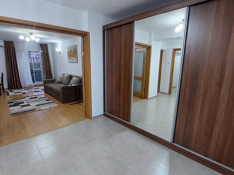 Apartament 2 camere, Unirii, decomandat, mobilat si utilat