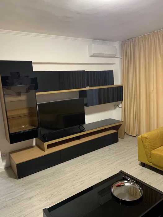 Apartament 2 camere,PIATA ALBA IULIA, decomandat, prima inchiriere, etaj 4/8