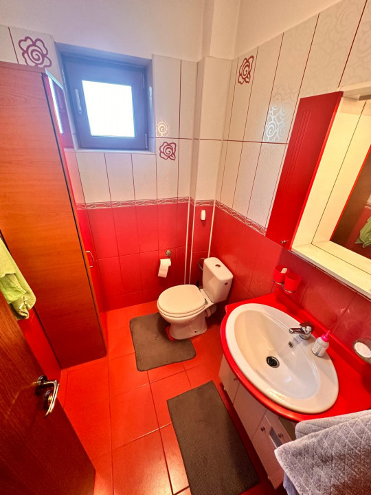 De vanzare spatiu comercial/birouri, 7 camere, garaj, S+P+1+M, teren 389mp