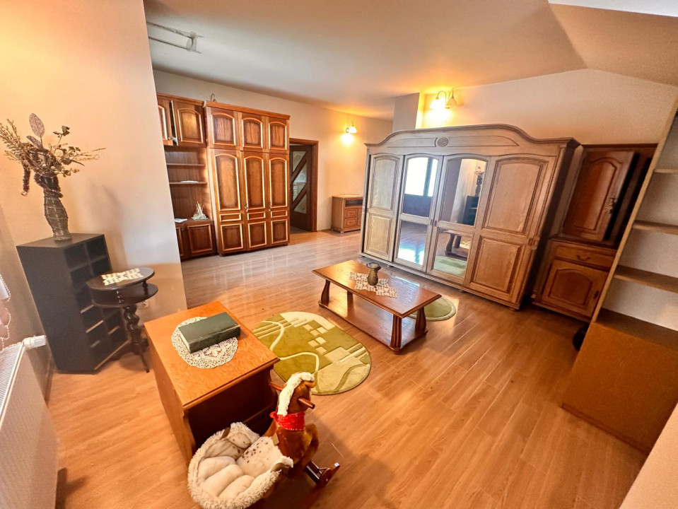 De vanzare spatiu comercial/birouri, 7 camere, garaj, S+P+1+M, teren 389mp