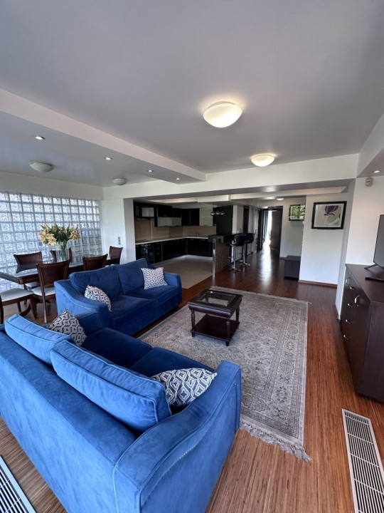 Apartament 3 camere, 2 terase, zona  Primaverii