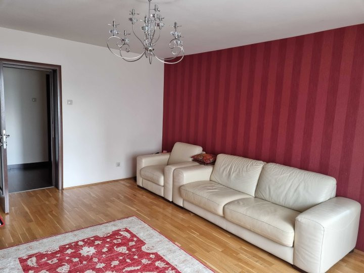 Apartament 3 camere mobilat/utilat, Calea Calarasilor 