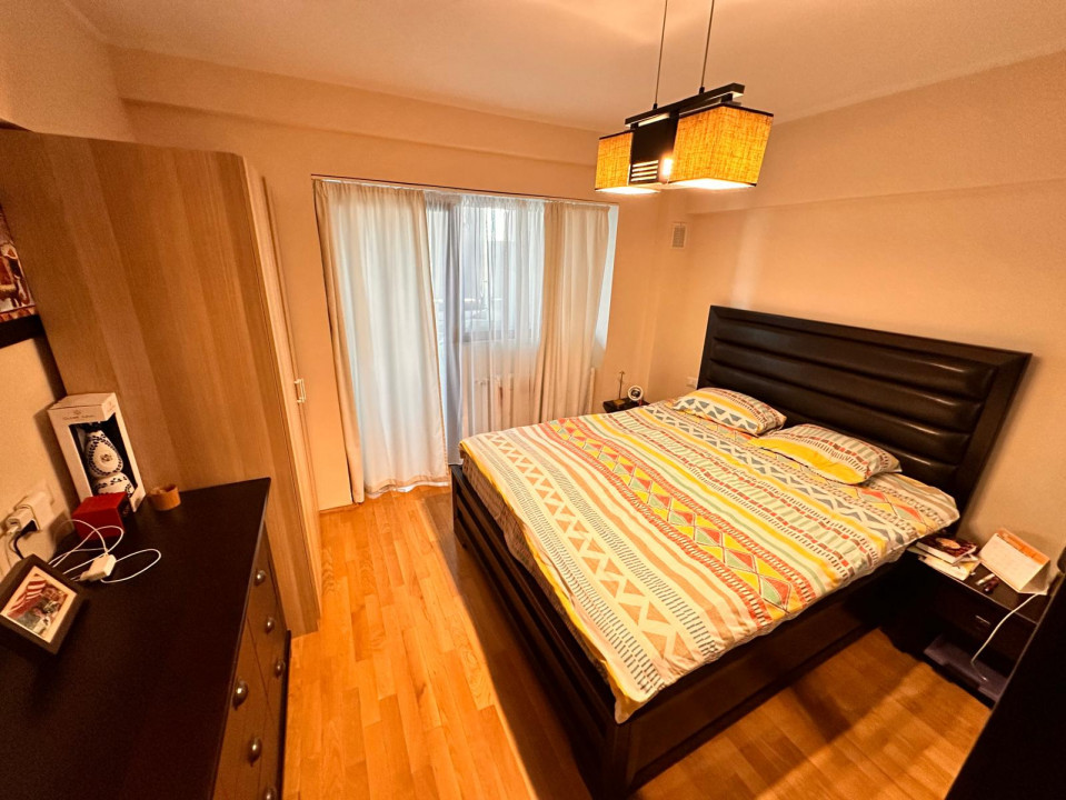 Apartament 3 camere, mobilat si utilat, centrala proprie, Unirii