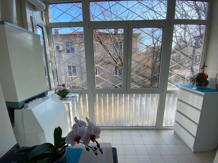 Apartament 3 camere Primaverii centrala proprie bloc reabilitat