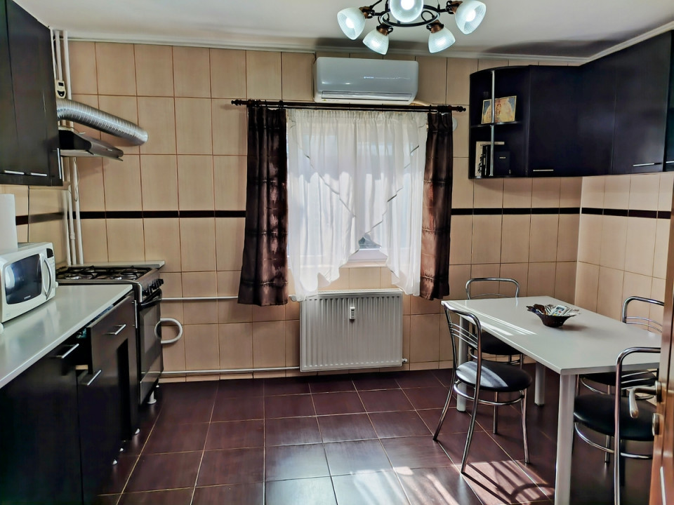 Apartament 4 camere, Vitan Mall