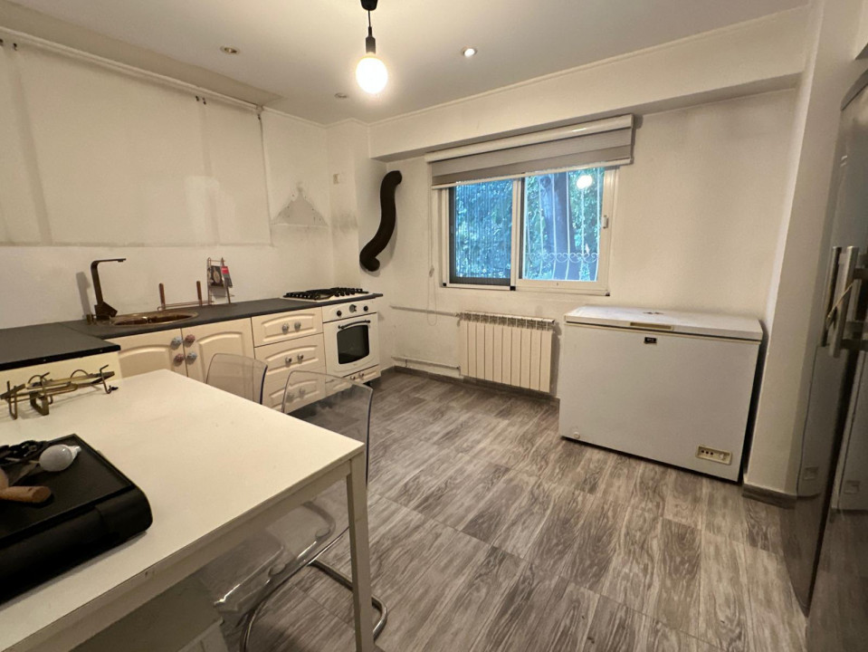 Apartament 2 camere, decomandat, Unirii - Bd. Mircea Voda