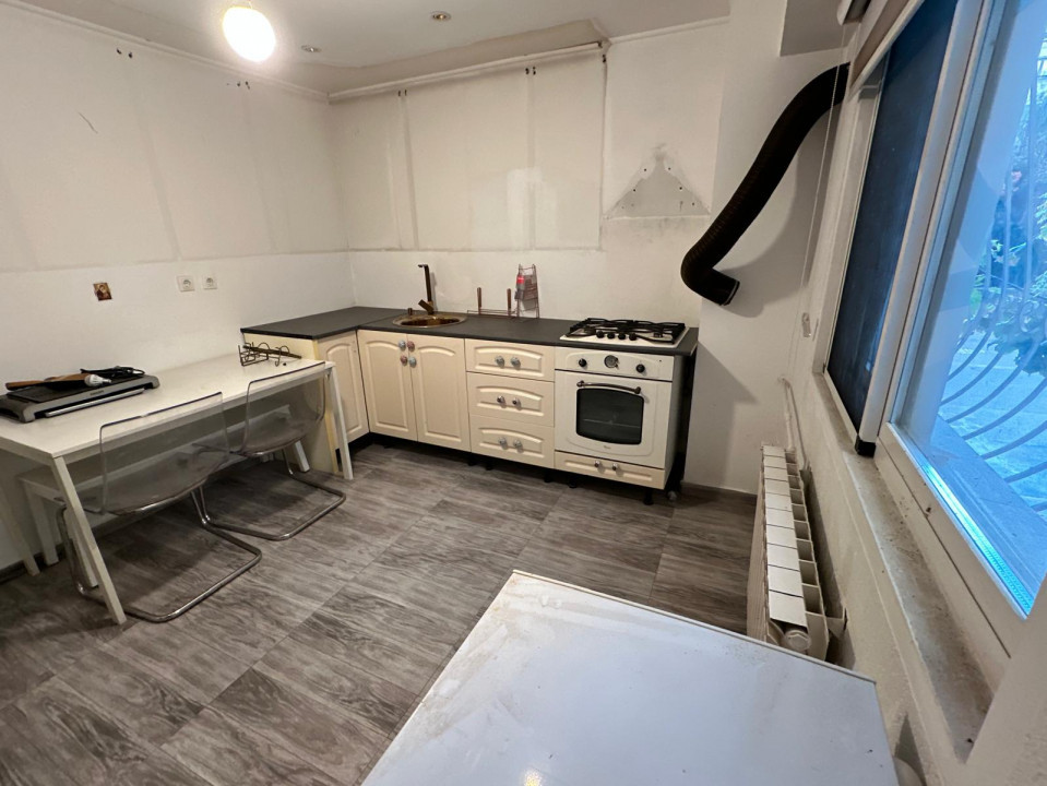 Apartament 2 camere, decomandat, Unirii - Bd. Mircea Voda