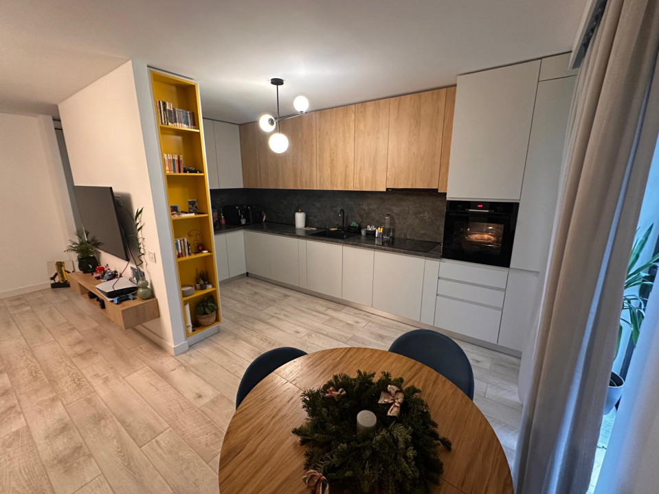 Apartament 3 camere, etaj 1, parcare inclusa, Parcului - zona Expozitiei