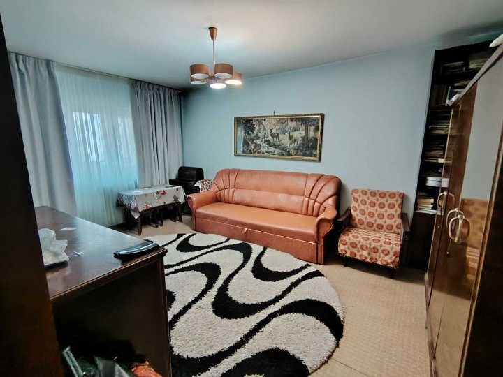 Apartament 2 camere, decomandat, Turda