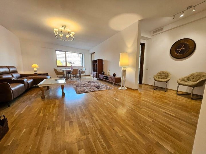 Apartament 3 camere, 2 locuri de parcare, Herastrau