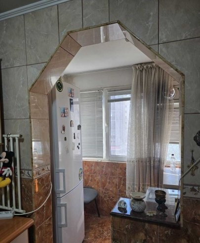 Apartament 3 camere zona Bd. Chisinau - Basarabiei