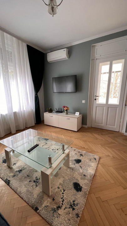 Vanzare apartament 3 camere, boxa garaj Cotroceni 
