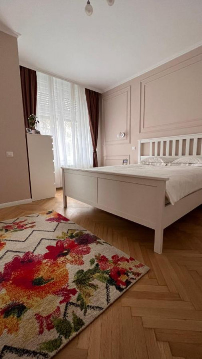 Vanzare apartament 3 camere, boxa garaj Cotroceni 