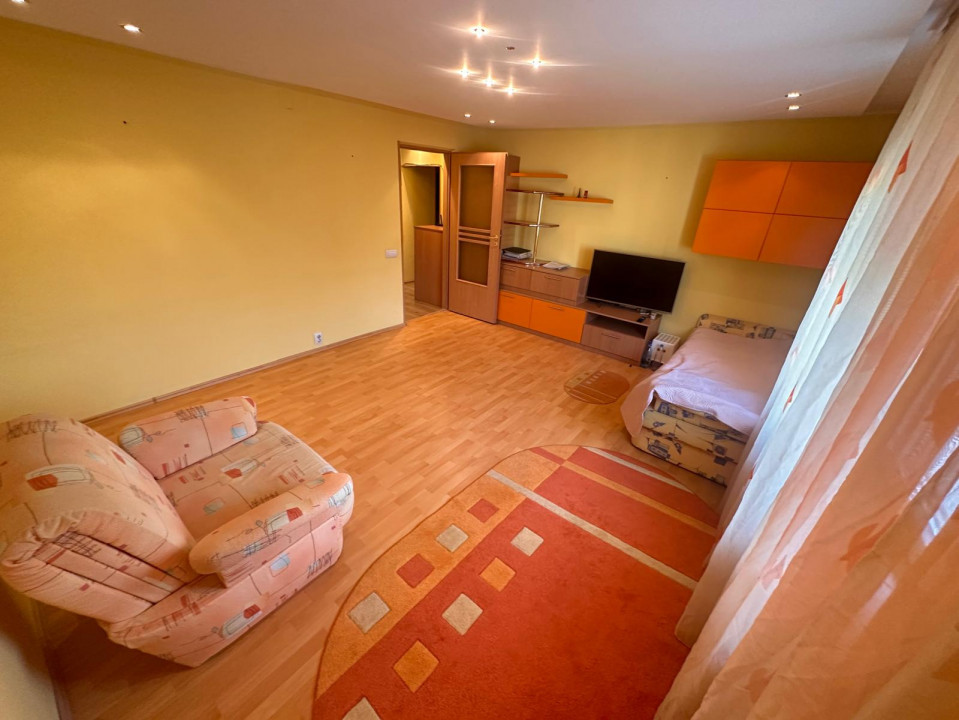 Apartament 3 camere, hol H, centrala proprie, metrou Brancoveanu