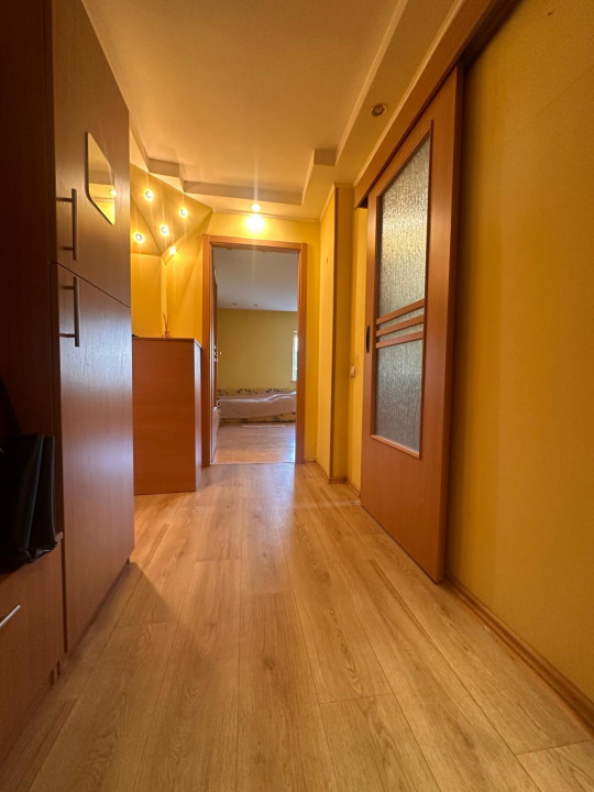 Apartament 3 camere, hol H, centrala proprie, metrou Brancoveanu