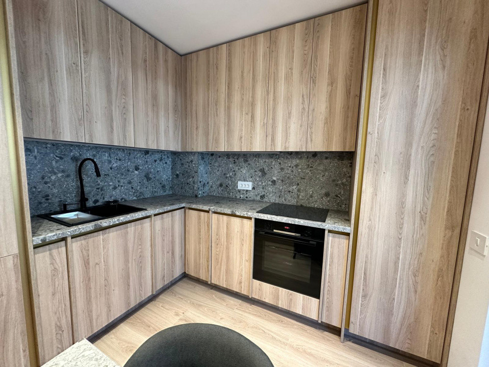 Apartament 3 camere, zona Barbu Vacarescu