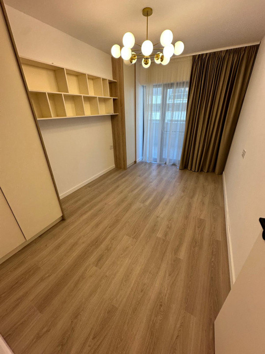 Apartament 3 camere, zona Barbu Vacarescu