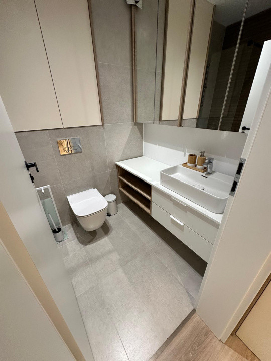 Apartament 3 camere, zona Barbu Vacarescu