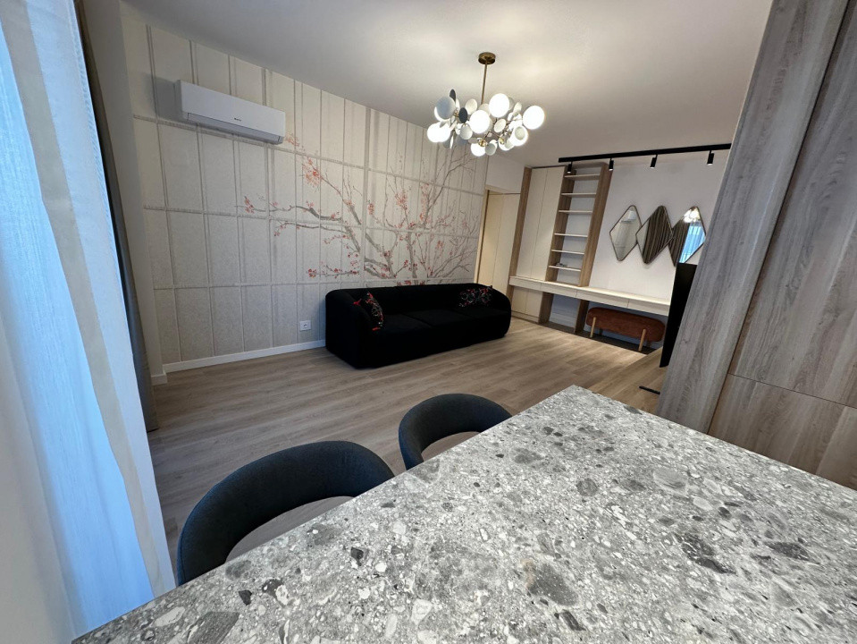 Apartament 3 camere, zona Barbu Vacarescu