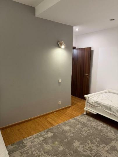 Apartament 3 camere mobilat utilat + parcare, Domenii
